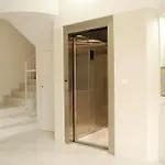 Puerta De Serranos Valensiya