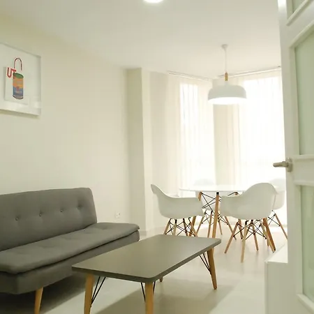 Puerta De Serranos 公寓